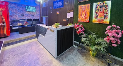 Shri Radhe Radhe Paying Guest House