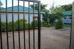 Room, 1 Bedroom, Garden View | Property entrance - Room-lulu Guest Lodge, Low-density Subur (Victoria Falls)