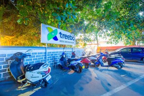 Free self-parking