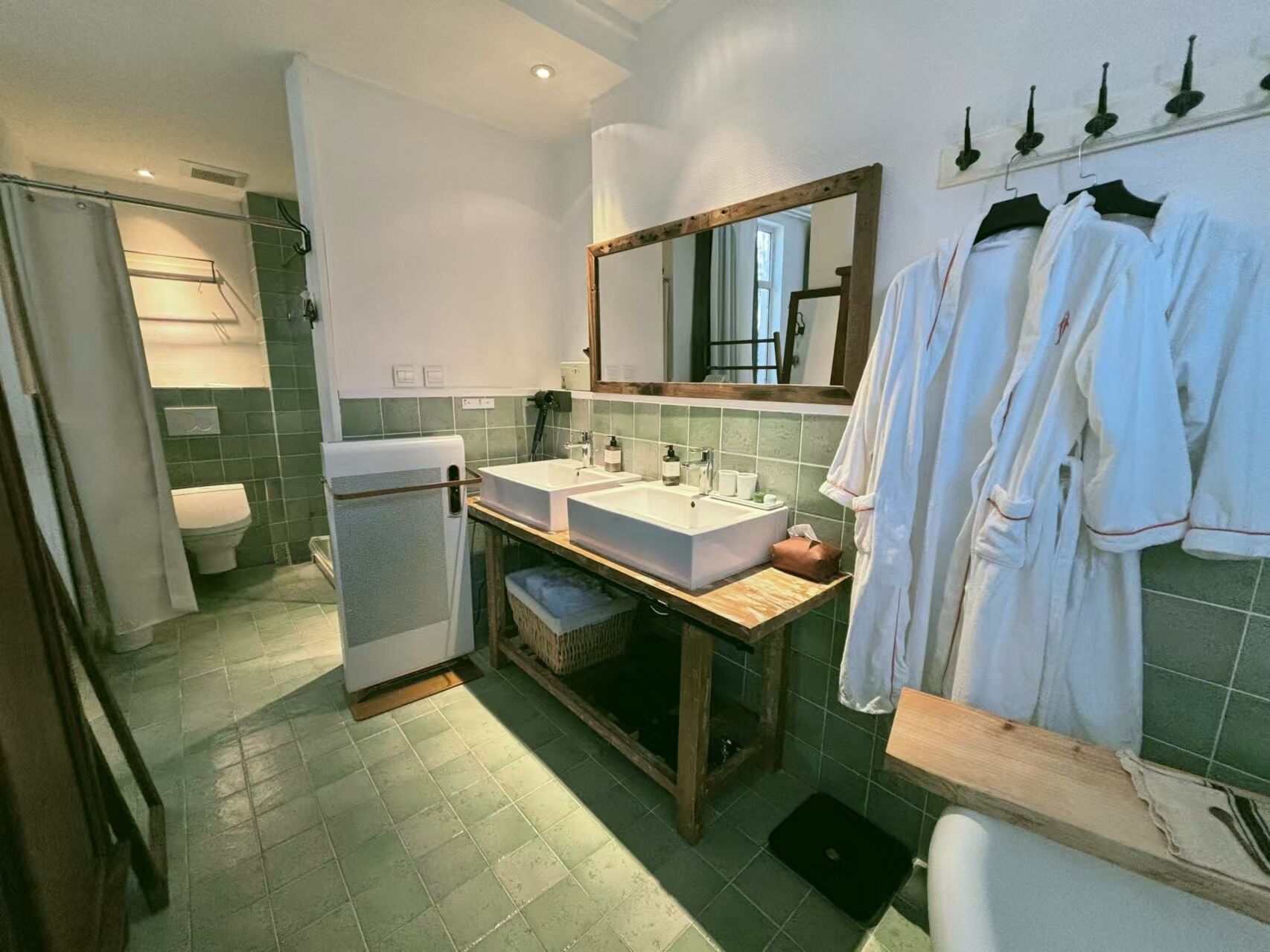 Elite Suite | Bathroom
