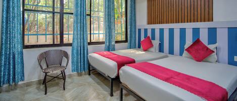 Chambre Quadruple Confort, 2 lits doubles | Wi-Fi gratuit, draps fournis