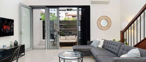 Télévision, espaces bureaux