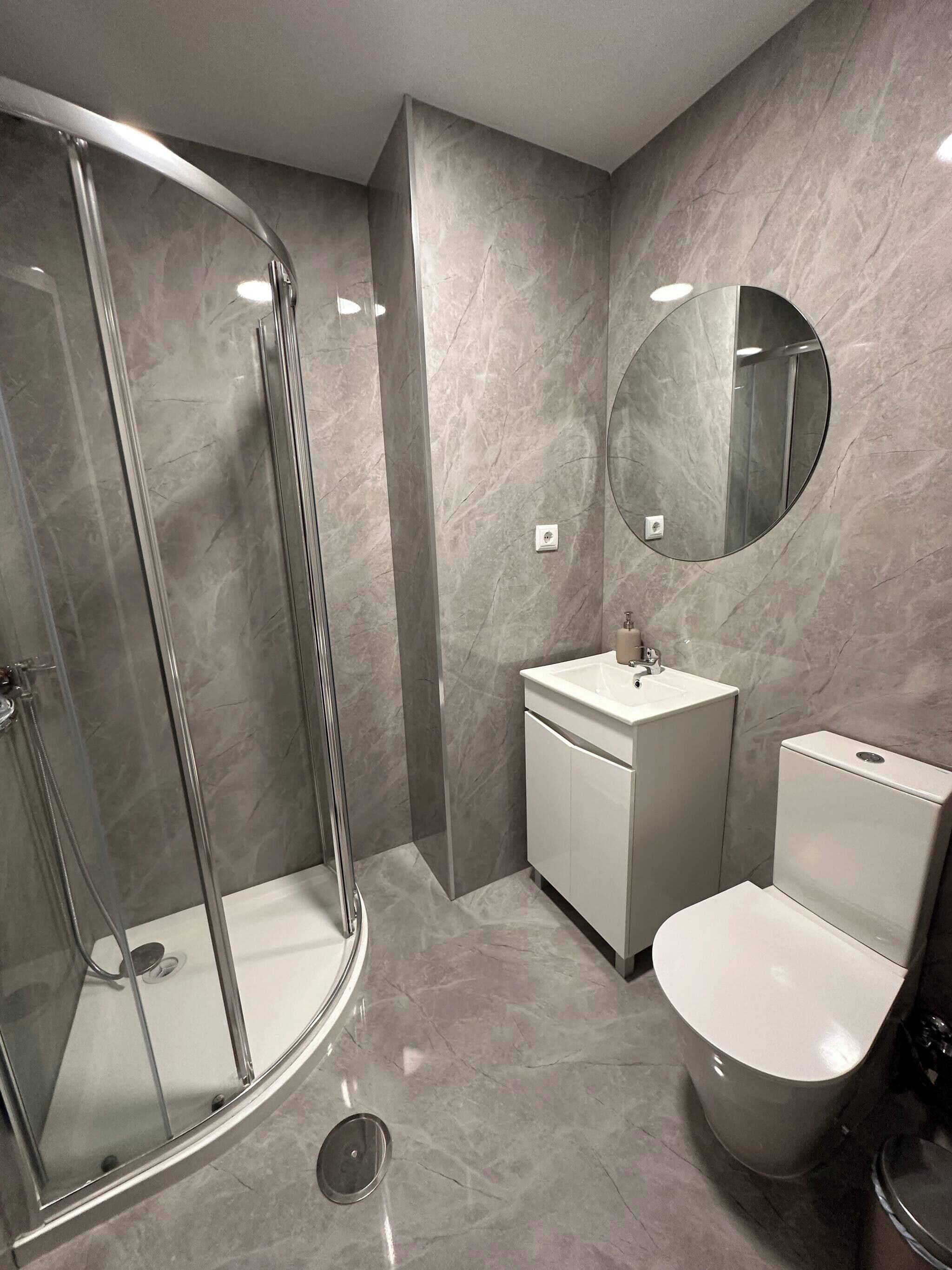 Zimmer, 1 Schlafzimmer | Badezimmer