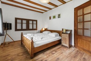 1 quarto, ferros/tábuas de passar roupa, Wi-Fi de cortesia