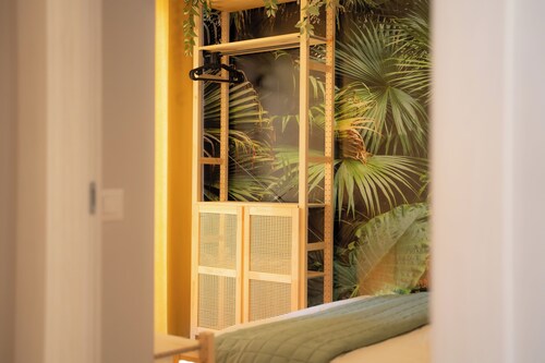 Design Apartment with Garden