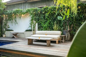 Basic Villa | Terrace/patio