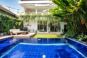 Basic Villa | Pool