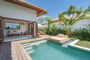 Basic Villa | Pool | Outdoor pool - Villa Lounes 2 (Tabanan)