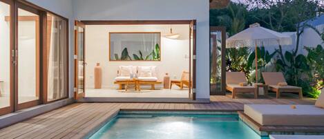 Vila básica | Piscina | Piscina externa