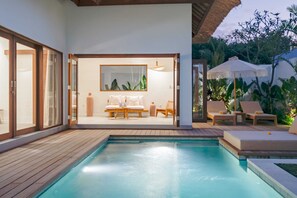 Basic Villa | Pool | Outdoor pool - Villa Lounes 2 (Tabanan)