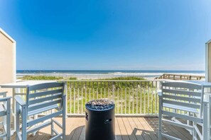 Property grounds - Ocean Front Oasis I Team Joseph Ellen (Jacksonville Beach)