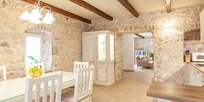 Dining room - Steinhaus Villa Ane (Tucepi)