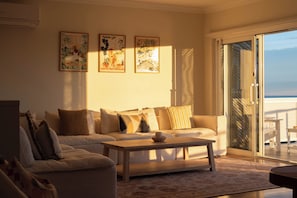 TV - “Sunrise & Sunset” – Panoramic Ocean Views (Copacabana)