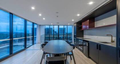 Stylish Central Apartment in Canberra