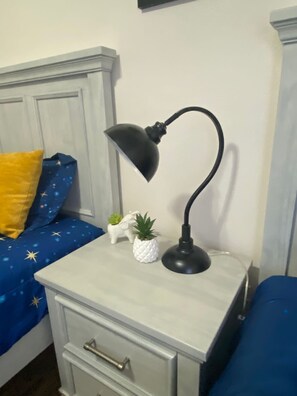 5 室のベッドルーム、アイロン / アイロン台、WiFi、ベッドシーツ