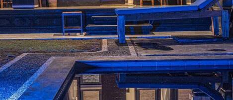 Kolam renang outdoor