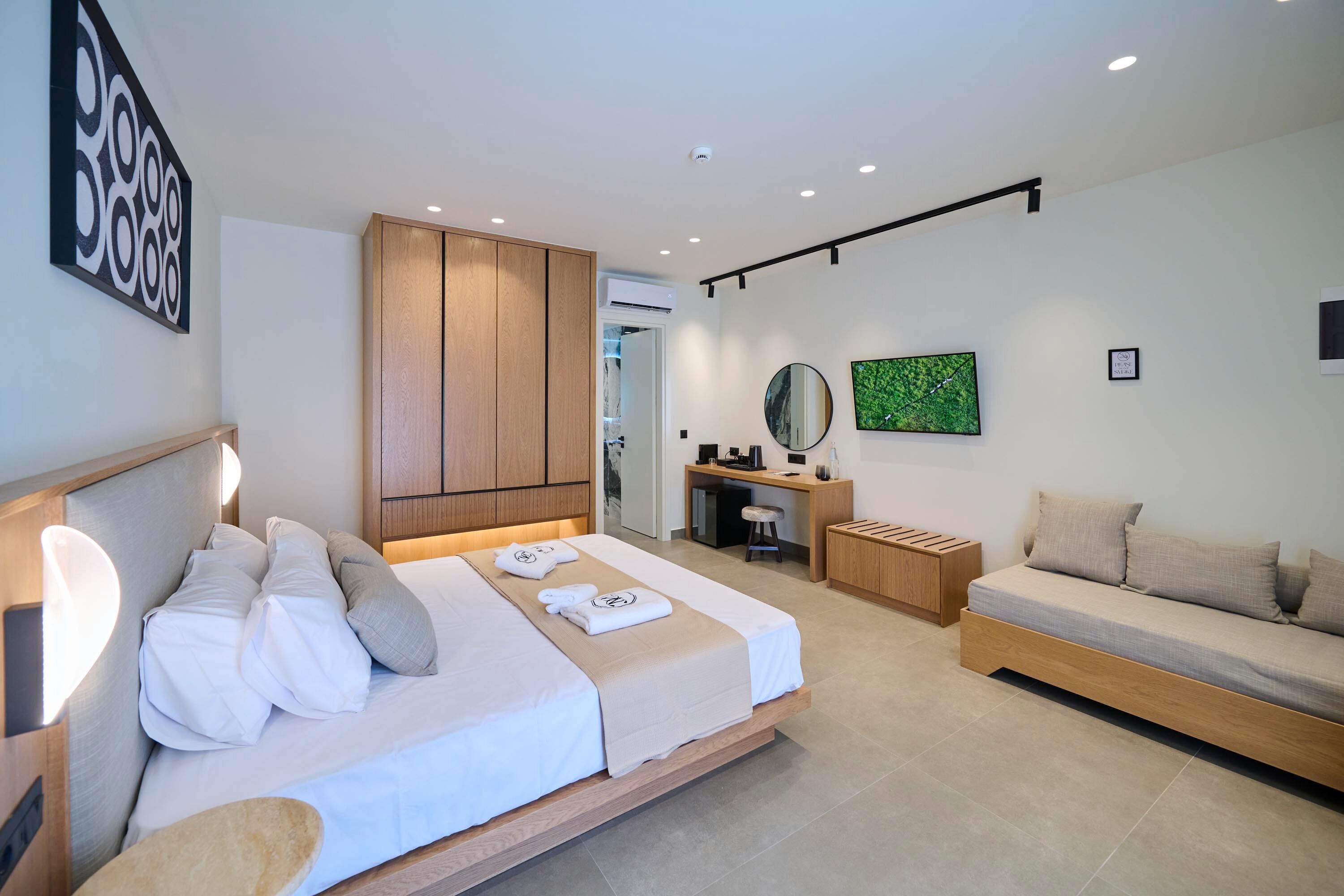 Photo - Monarco Executive Rooms