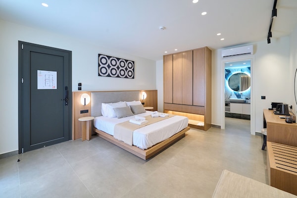 Deluxe-Zimmer | 1 Schlafzimmer, Zimmersafe, laptopgeeigneter Arbeitsplatz