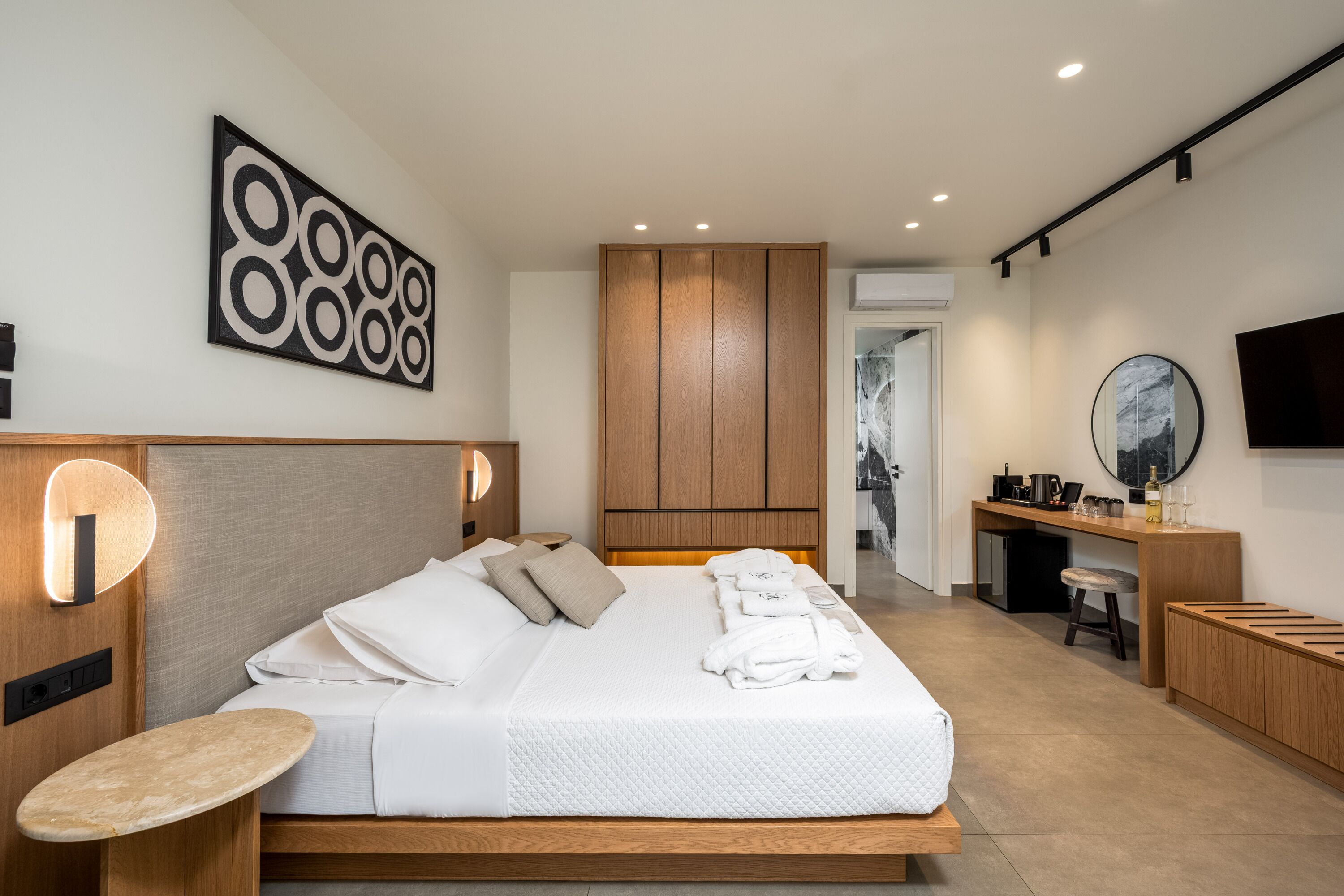 Photo - Monarco Executive Rooms