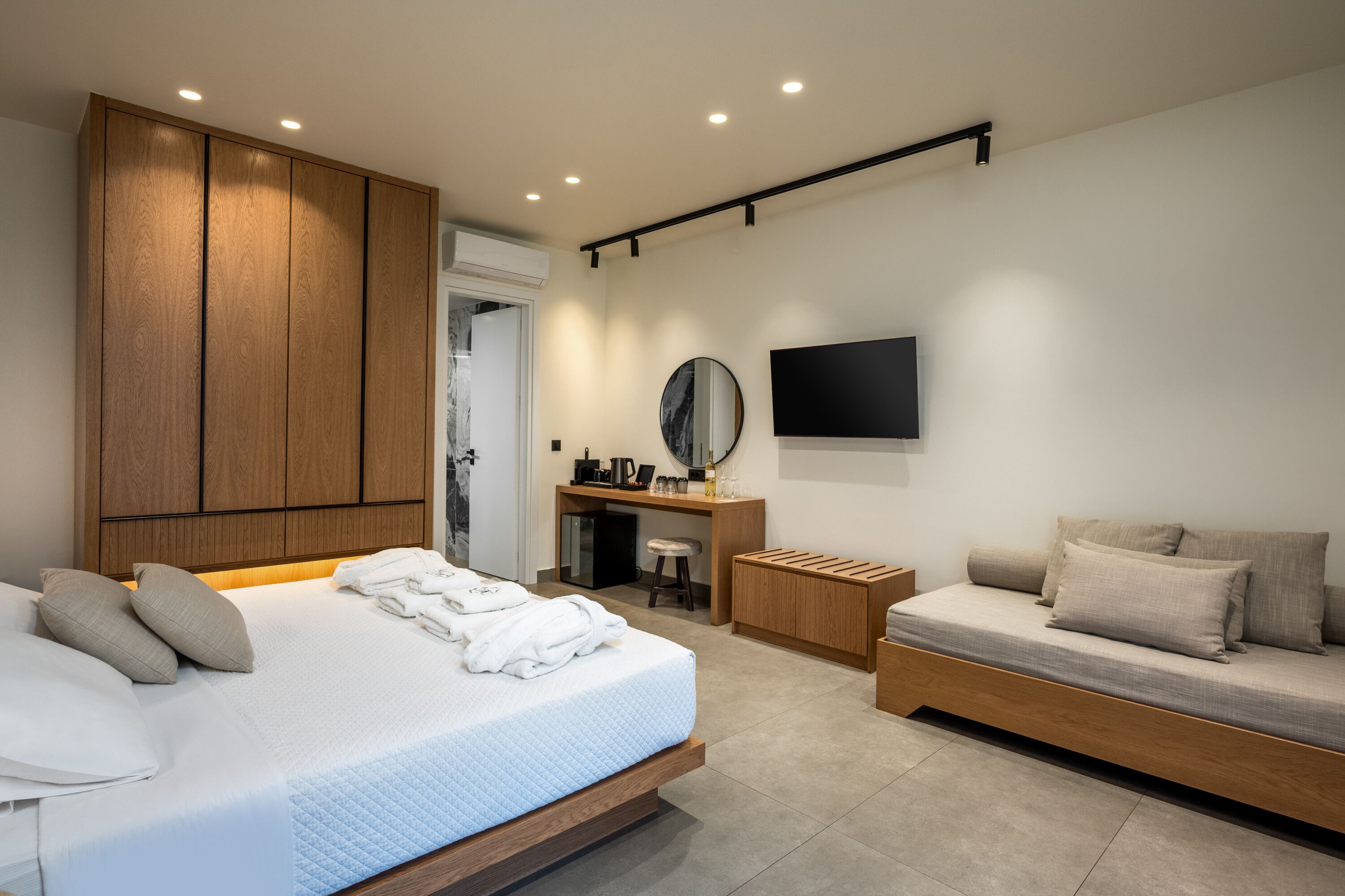Photo - Monarco Executive Rooms