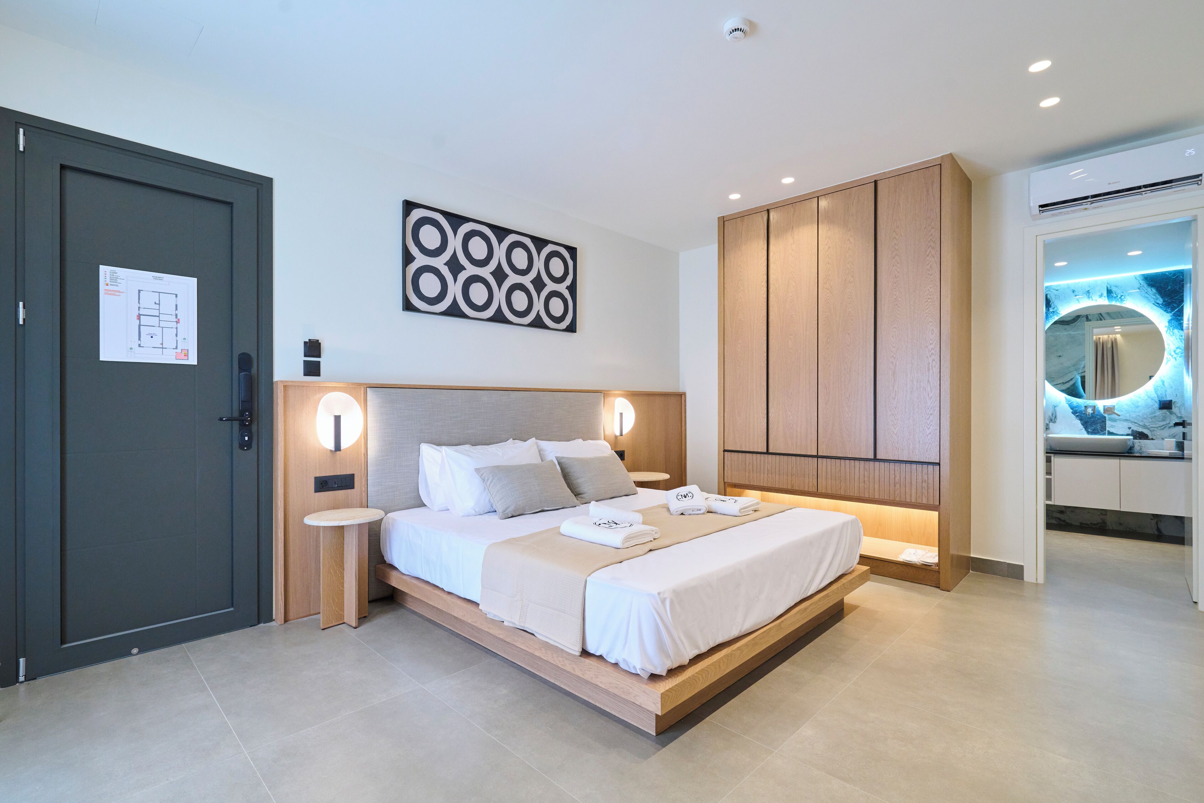 Deluxe-Zimmer | 1 Schlafzimmer, Zimmersafe, laptopgeeigneter Arbeitsplatz