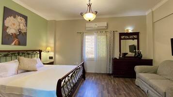 Vila, 3 kamar tidur, Boleh Merokok, balkon | 4 kamar tidur