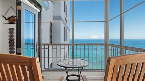 Ocean Edge Villa | Coastal unit with ocean views