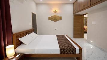 Family Apartment, 2 Bedrooms, Balcony, City View | 2 bedrooms, soundproofing, free WiFi, bed sheets