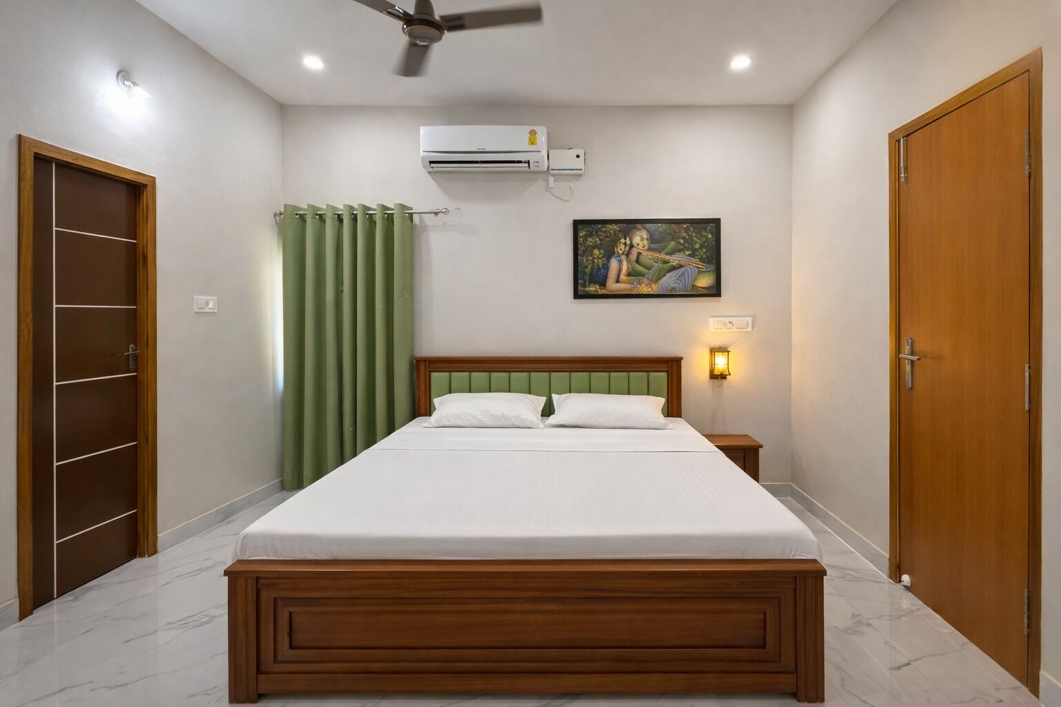 2 bedrooms, premium bedding, down duvets, soundproofing
