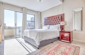 Apartamento luxo | 2 quartos, quartos à prova de som, Wi-Fi de cortesia