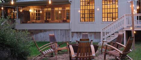 المنطقة المحيطة بالمنشأة