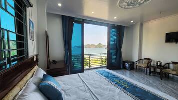 Quarto casal luxo, sacada, vista para a praia | Vista para praia/oceano