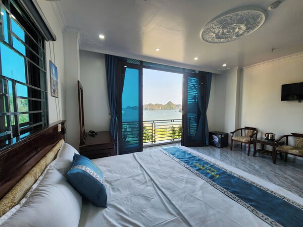 Anh Quân-viewpoint Hotel - Cat Ba