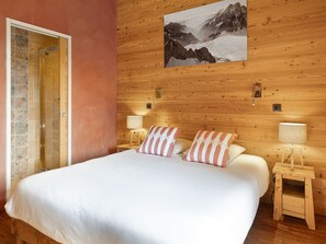 4 bedrooms, free WiFi