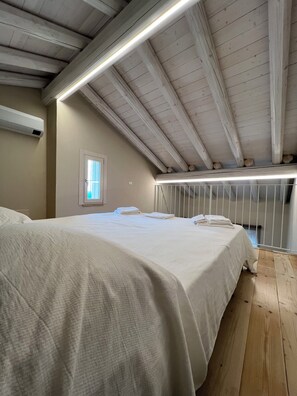 Apartment, 1 Double Bed with Sofa bed, Private Pool, Hill View | In-room safe, laptop workspace, blackout drapes, iron/ironing board - Residenza San Rocco (Ottiglio)