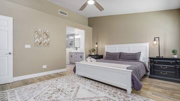 4 bedrooms, desk, iron/ironing board, travel crib