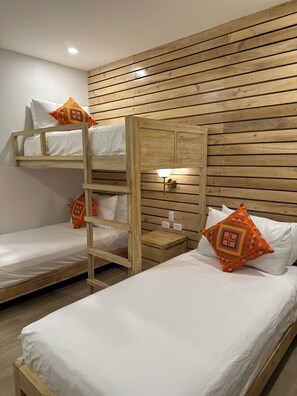 Family Triple Room | Free WiFi