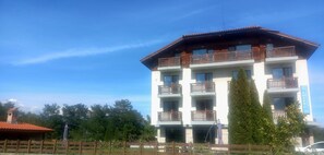 Majoituspaikan julkisivu