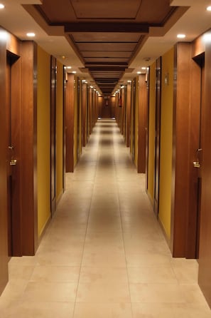 Lobby - Hotel Brockley Villa Near IGI Airport (New Delhi)