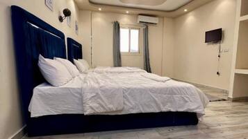 Family Room | 2 bedrooms, free WiFi, bed sheets
