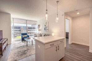 Interior - Modern Apt Close to Downtown (Stamford, CT)