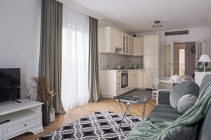 Smart TV, video library - La Boutique Verte (Warszawa)