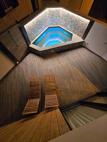 NEXT HOUSE, FURNAS, Vila center