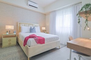 Schreibtisch, Bügeleisen/Bügelbrett, WLAN, Bettwäsche