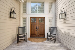 Exterior detail - New rental, great Vanderhorst home (Kiawah Island)