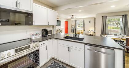 Walk to Expo Square Pavilion: Updated Tulsa Home!