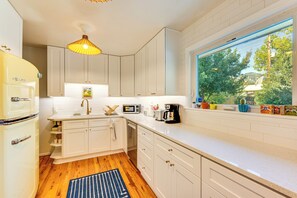 House (3 Bedrooms) | Interior - Central Boulder Home w/ Outdoor Oasis, Walk to CU! (Boulder)