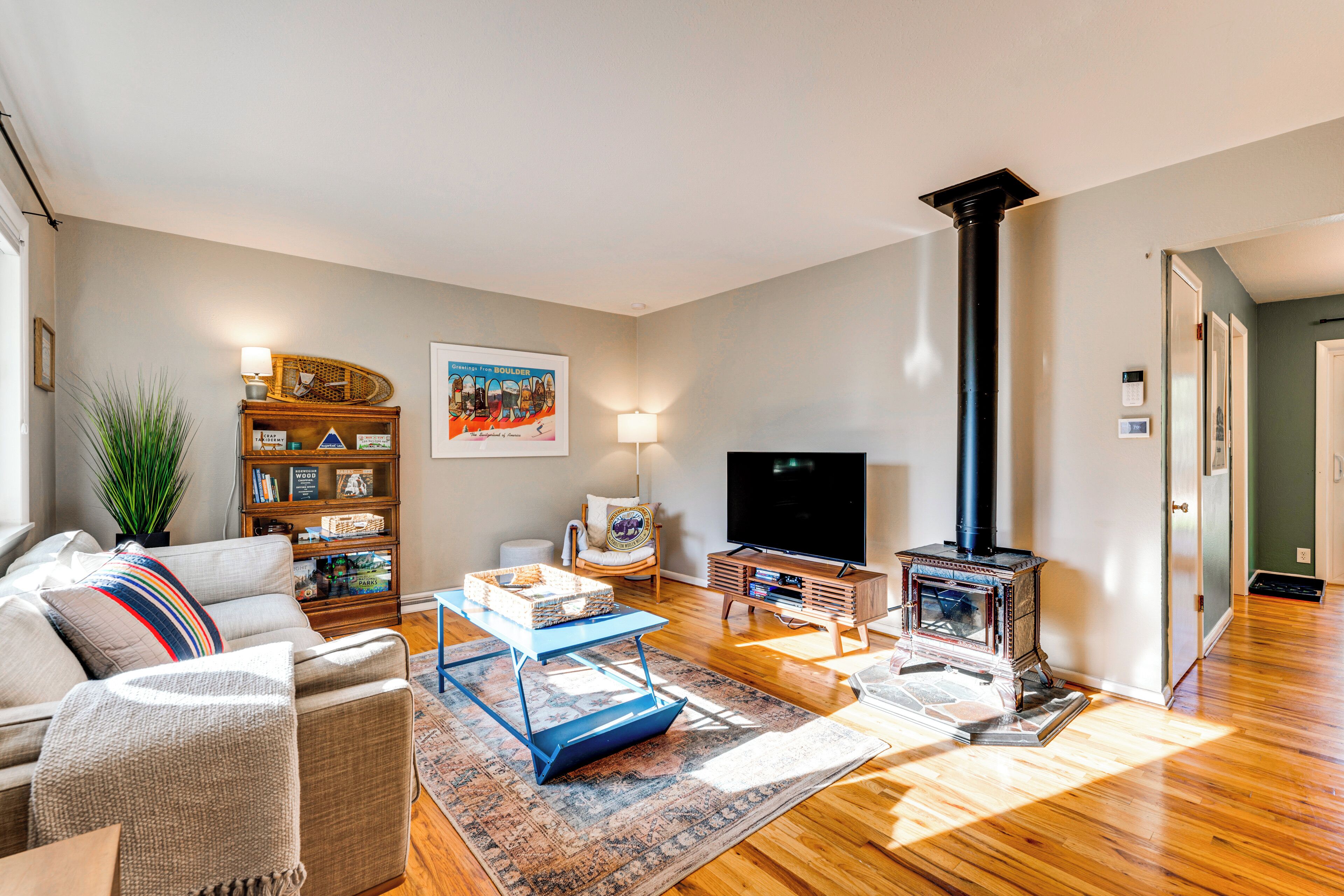 House (3 Bedrooms) | Interior