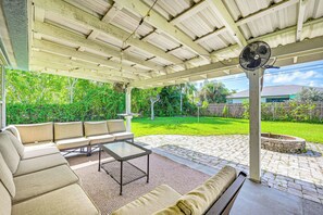 Terrace/patio - 10 Mi to Bonita Beach: Pet-friendly Home w/ Yard! (Bonita Springs)