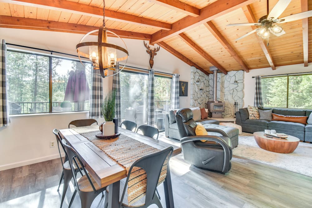 1 Mi to Pine Mountain Lake Marina: Yosemite Cabin! - Lake McClure